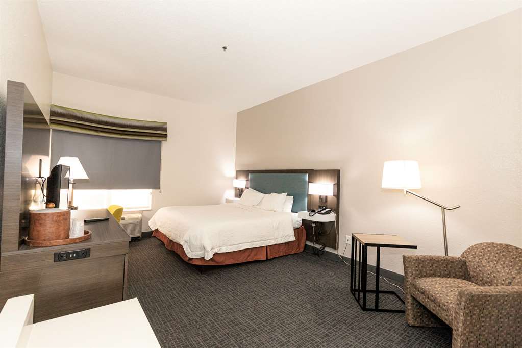 Hampton Inn Kerrville photo 2