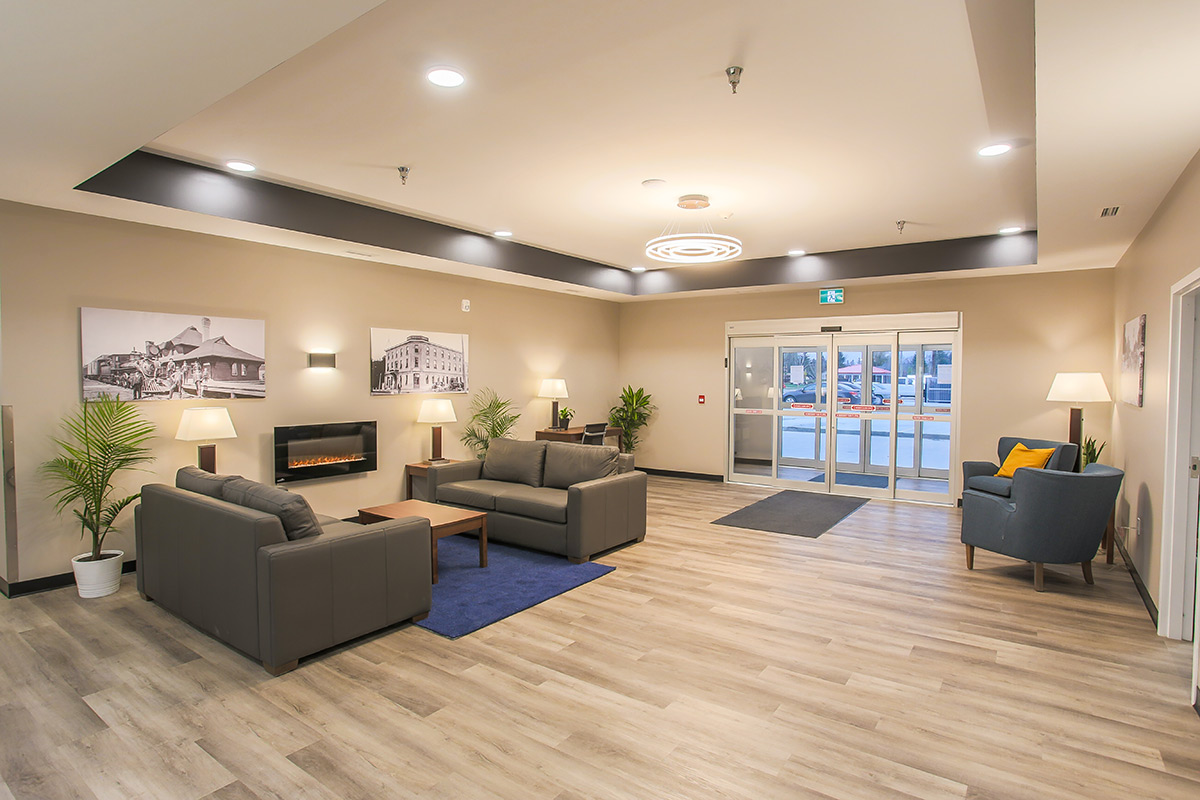 Blue Crescent Hotels - Arborg photo 3
