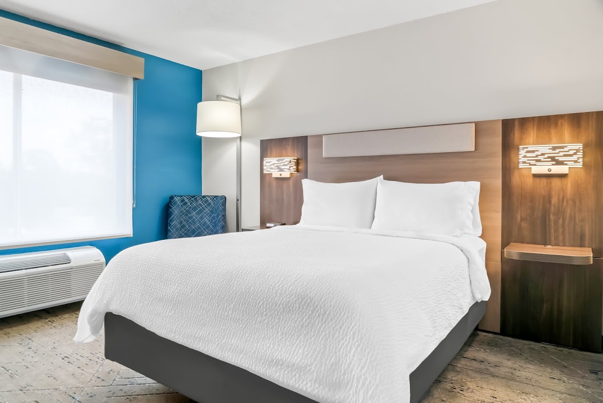 Holiday Inn Express Lapeer by IHG photo 2