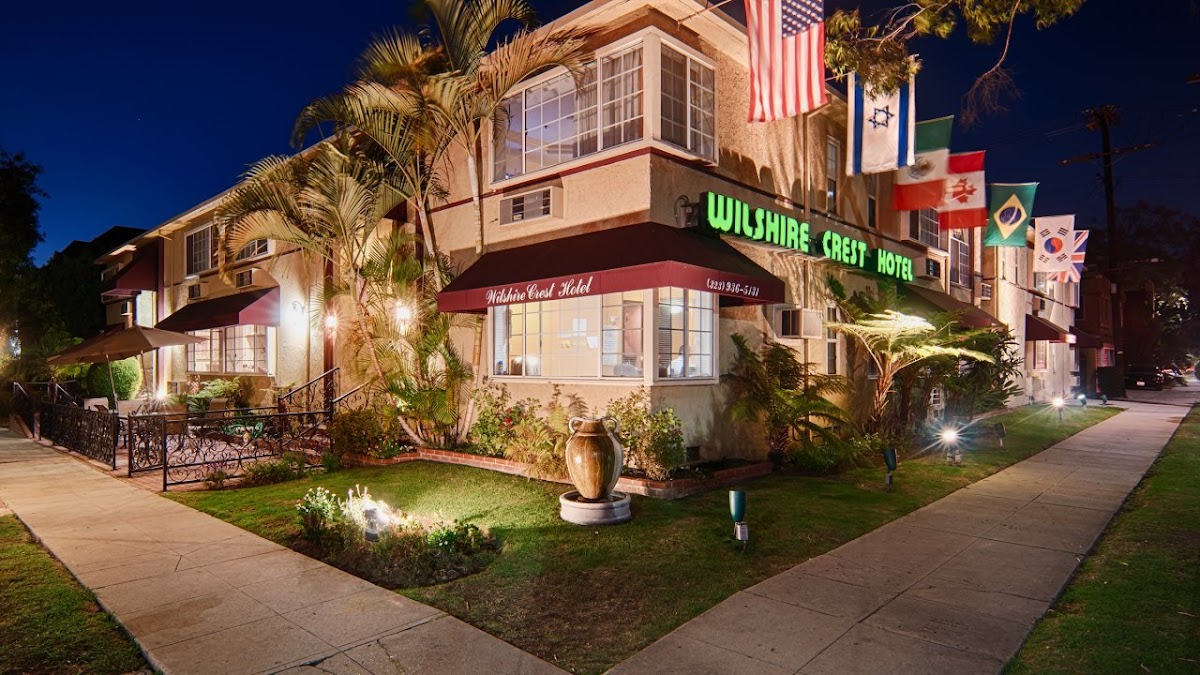 Wilshire Crest Hotel