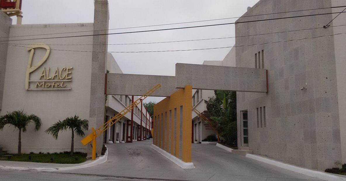 Motel palace