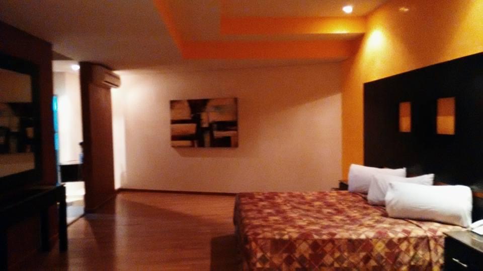 Motel palace photo 2