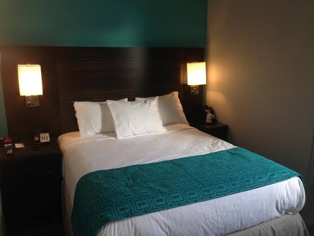 Howard Johnson by Wyndham Brooklyn photo 2
