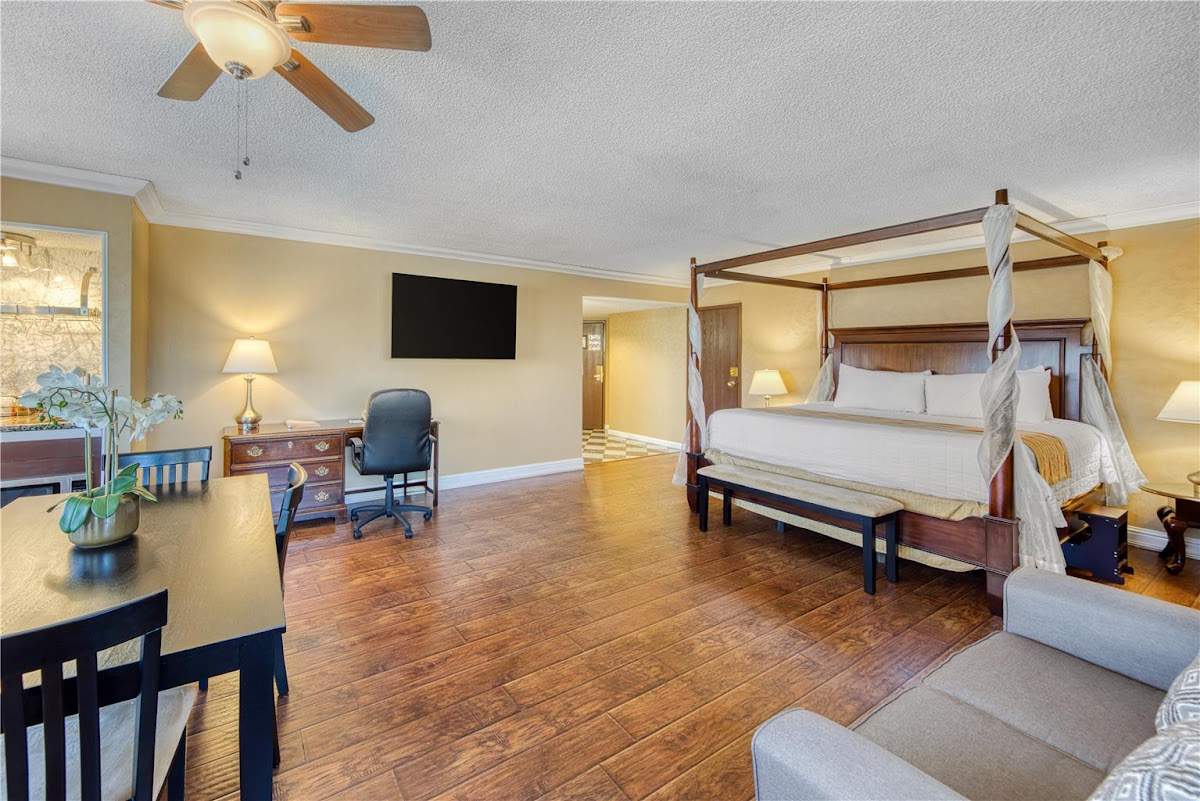 SureStay Plus by Best Western Reno Airport photo 2
