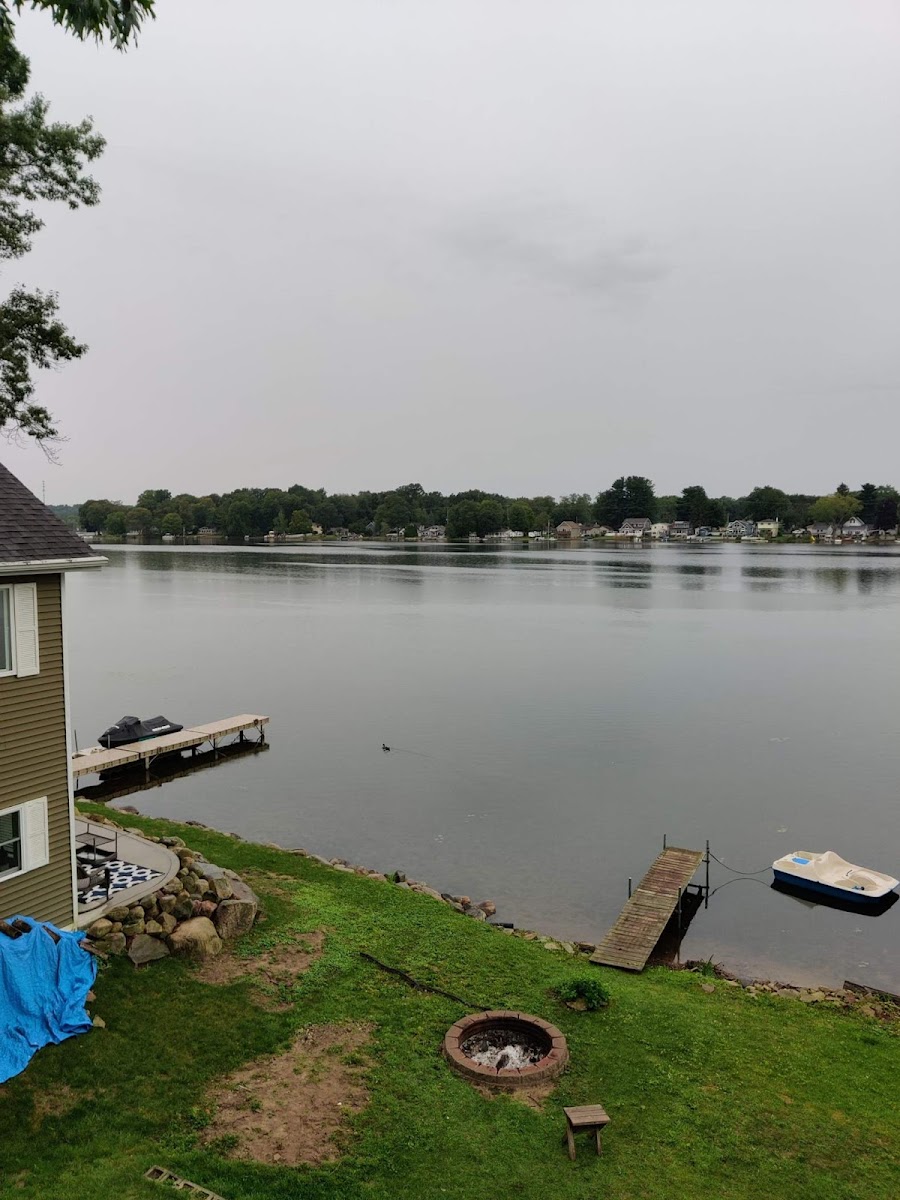 Gilletts Lake