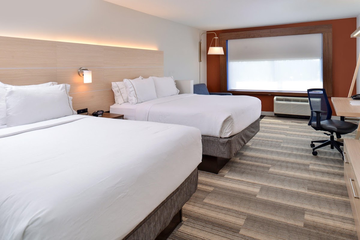 Holiday Inn Express & Suites Southgate - Detroit Area by IHG photo 2