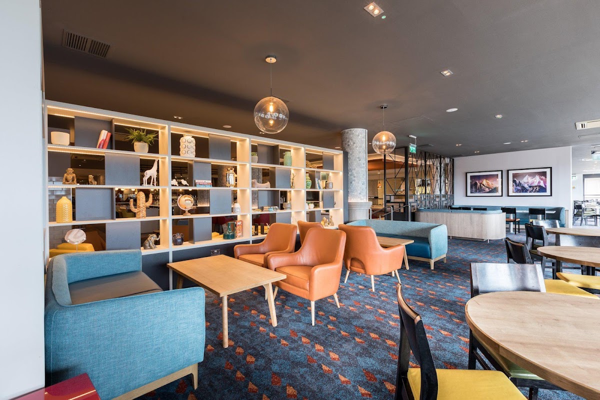 Holiday Inn Edinburgh by IHG photo 3
