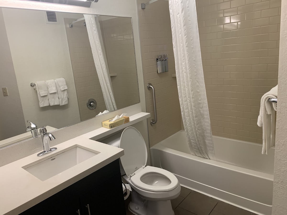 Sonesta Simply Suites Knoxville photo 3