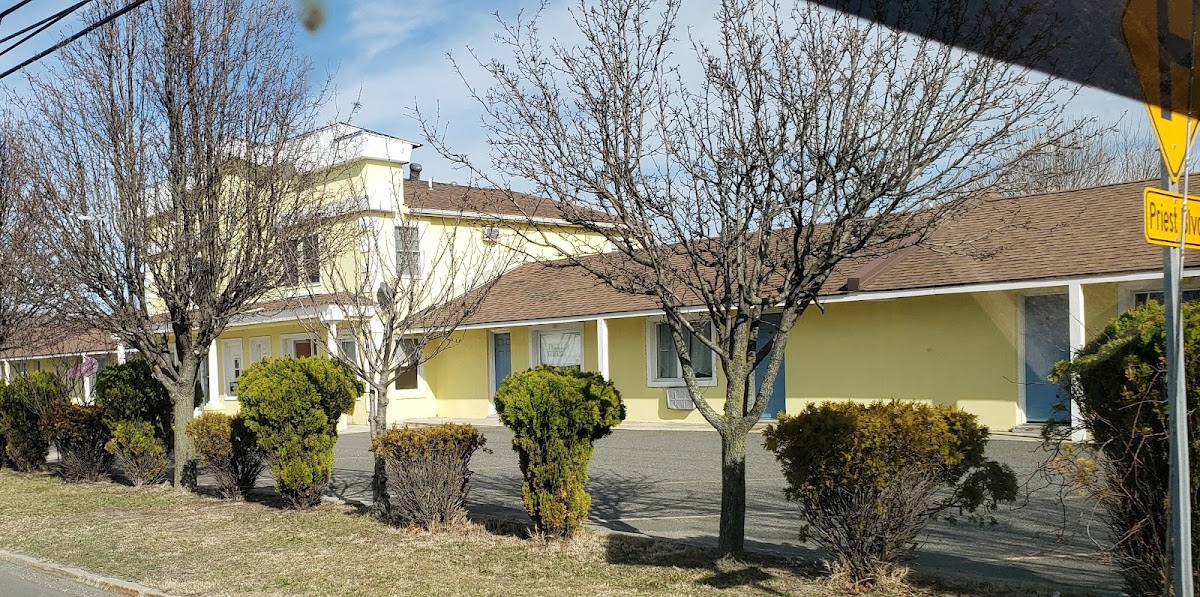 Beach House Motel