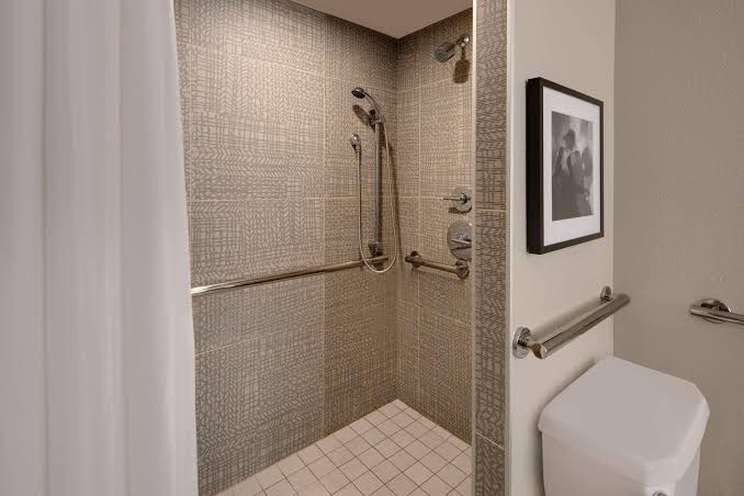 Embassy Suites by Hilton San Rafael Marin County photo 3