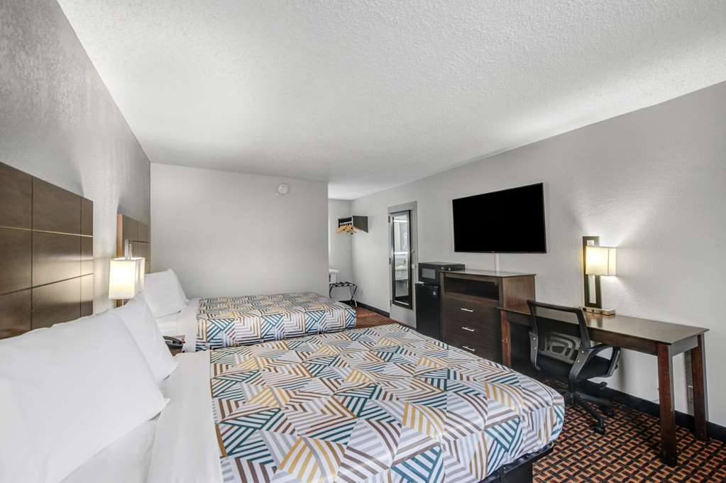 Motel 6 Chickasha, OK photo 2
