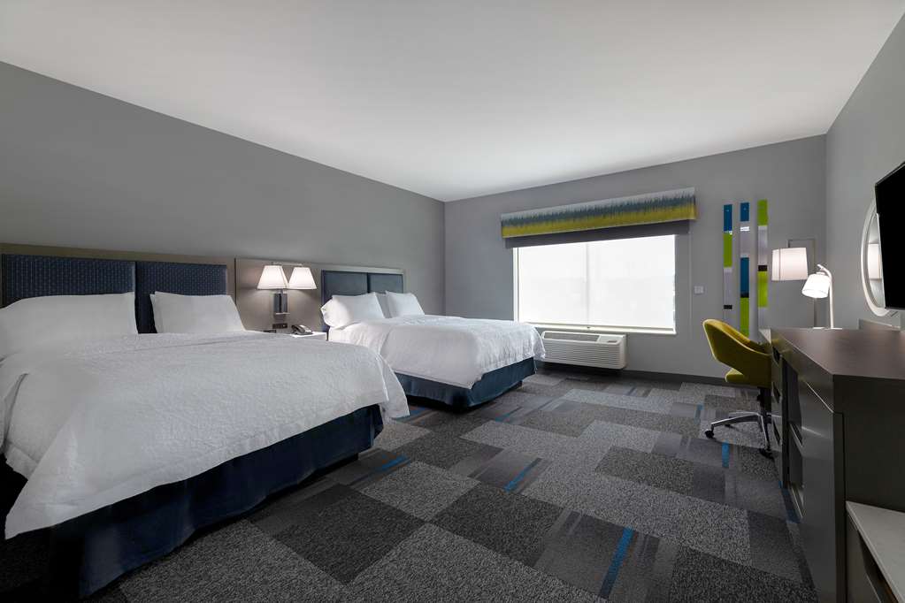Hampton Inn & Suites Nacogdoches photo 2
