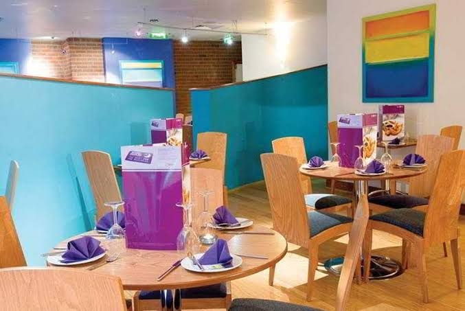 Premier Inn Edinburgh Central (Lauriston Place) hotel photo 2