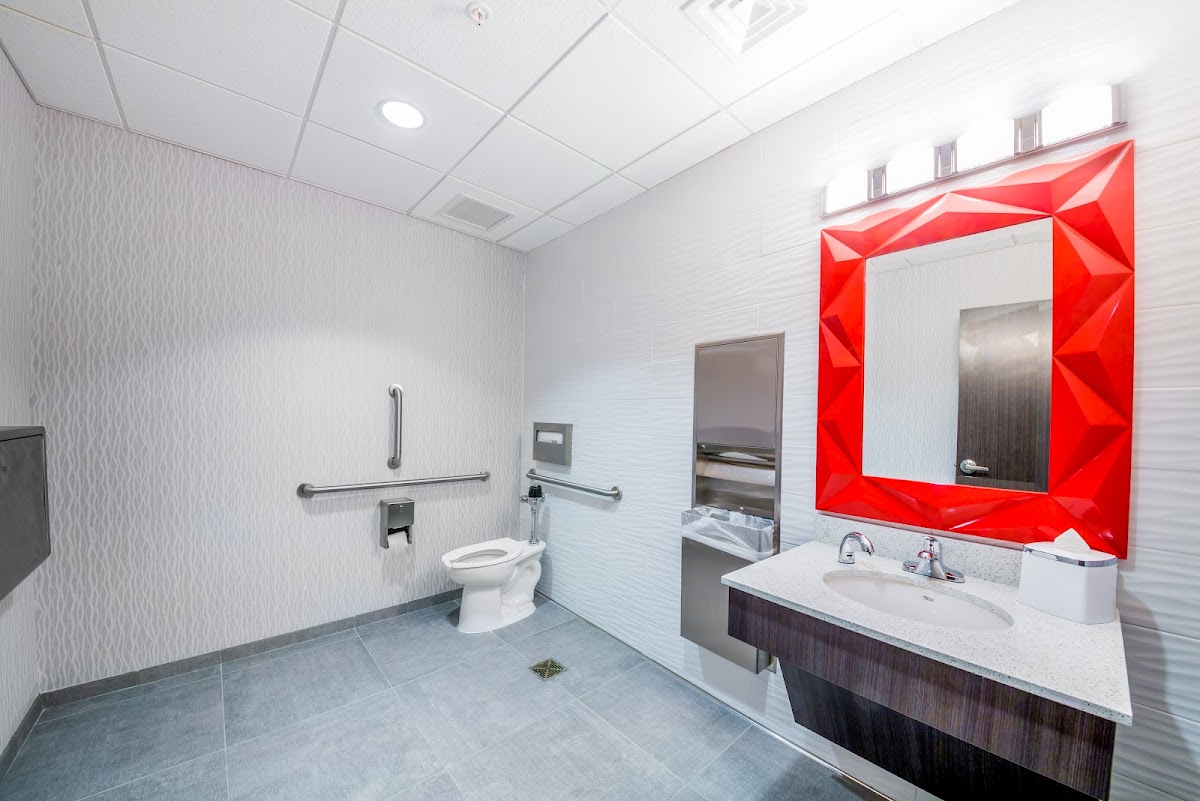 Hampton Inn Wichita Northwest photo 2