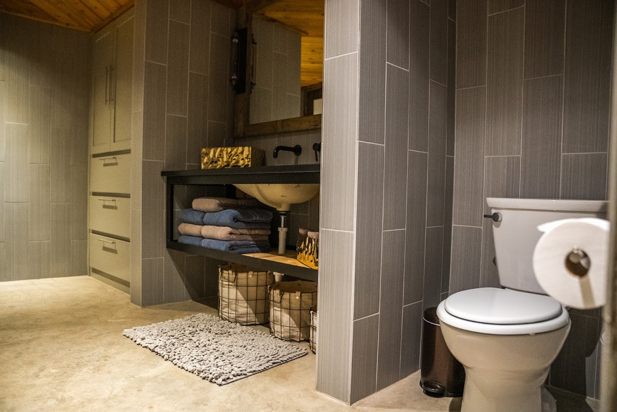 Beckham Creek Cave Lodge photo 2