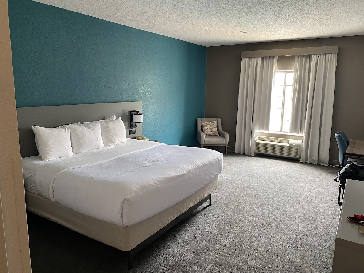 Comfort Inn & Suites Burnet photo 2