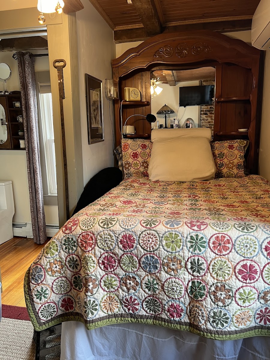 Hallowell Rooming House photo 2