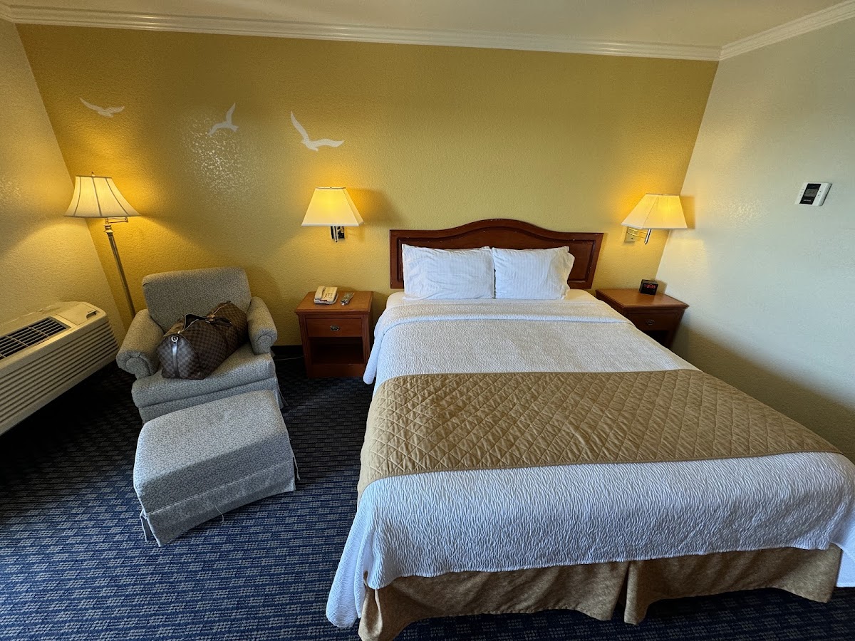 The Marina Inn on San Francisco Bay photo 2