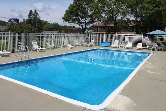 Howard Johnson by Wyndham Lenox photo 3