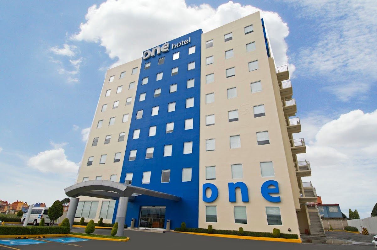 one Toluca Aeropuerto