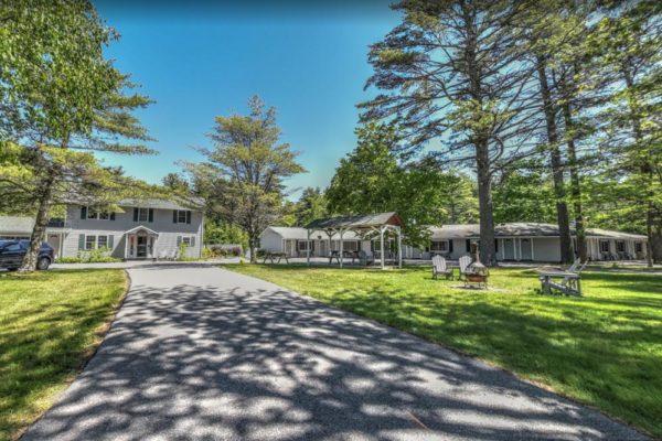Acadia Pines Motel