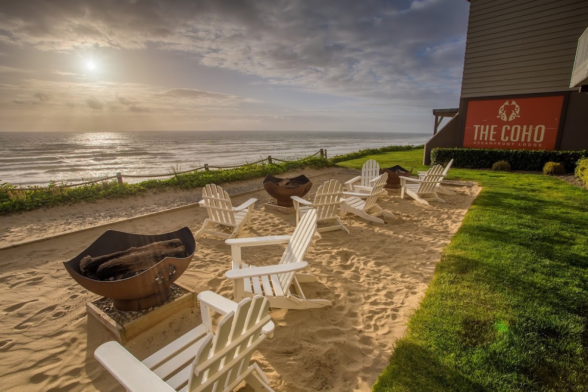 The Coho Oceanfront Lodge