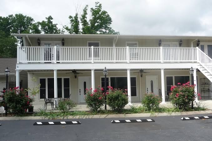Mountain Manor Hotel