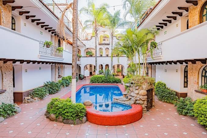 Zapotlan Hotel & Villas