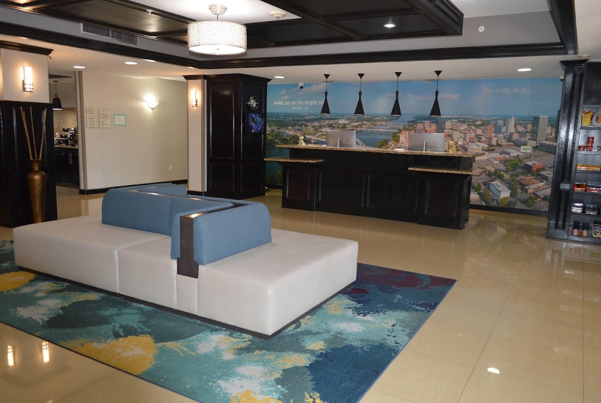 La Quinta Inn & Suites by Wyndham Little Rock - Bryant photo 3