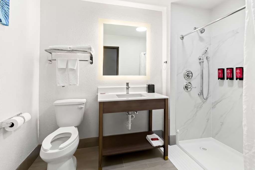 SureStay by Best Western Groves photo 3