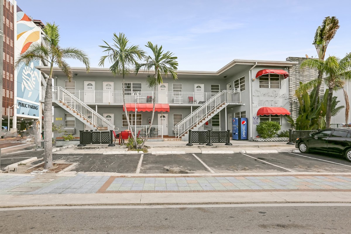 Silver Spray Hollywood Beach Hotels