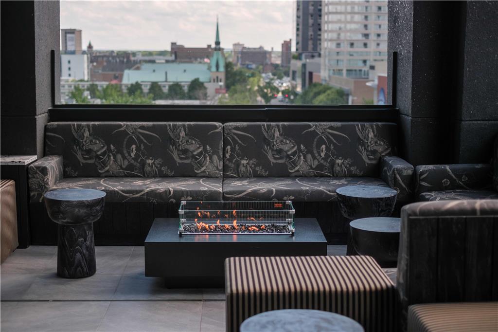 Hotel Bourre Bonne Louisville, Curio Collection by Hilton photo 3
