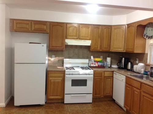 Mojoy Homesuites At Runyon photo 3