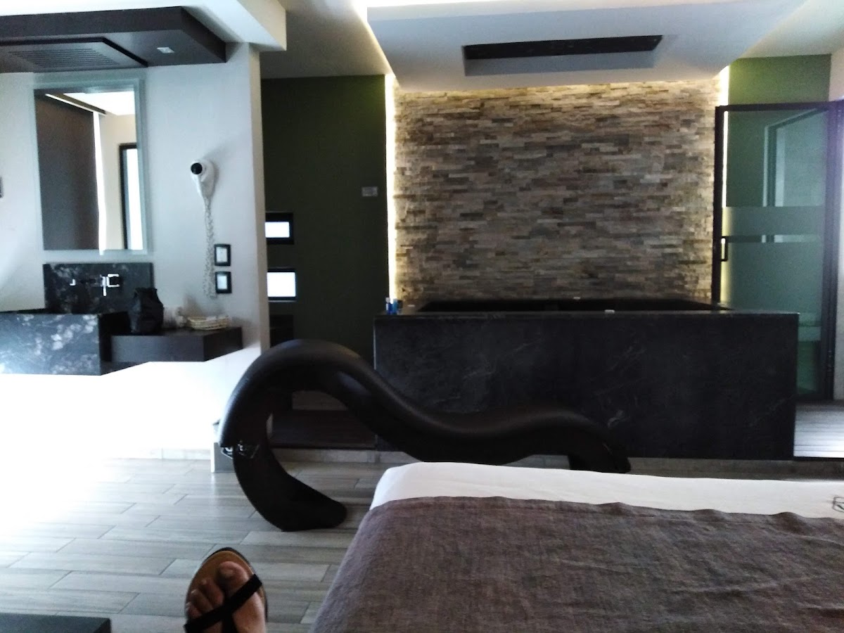 Hotel DN photo 2