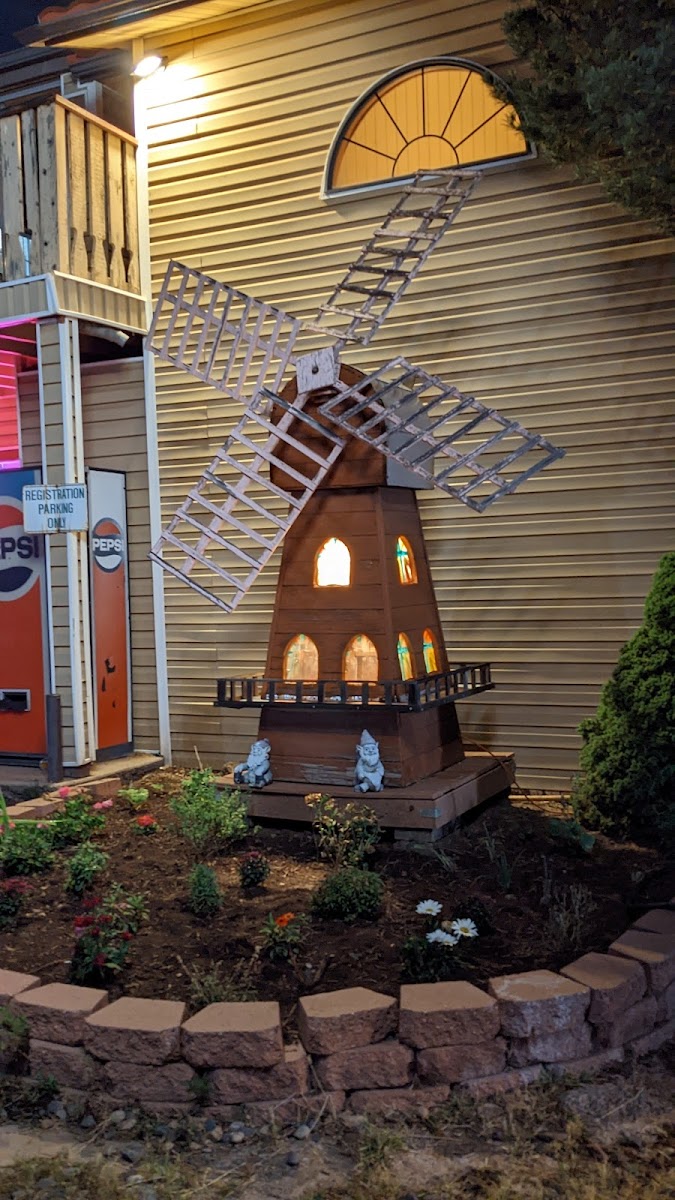 Forest House Motel photo 3