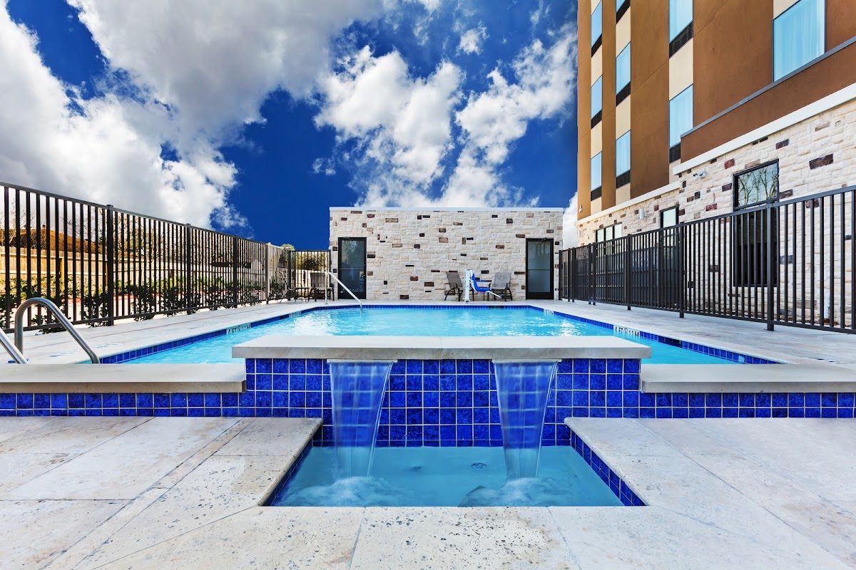 Hampton Inn & Suites Houston/Atascocita photo 2
