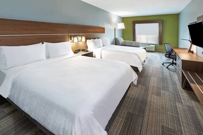 Holiday Inn Express & Suites Austin NE - Hutto, an IHG Hotel photo 2