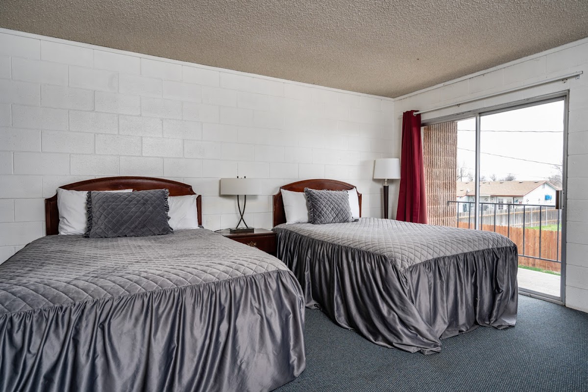 M&M Motel photo 2