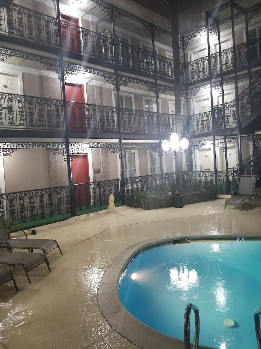 Plaza Suite Metairie photo 3
