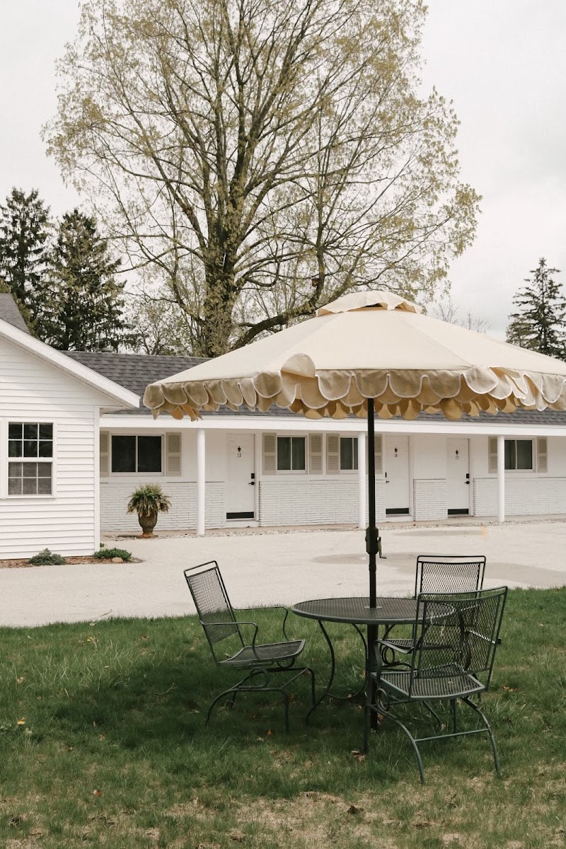 Maple Tree Inn