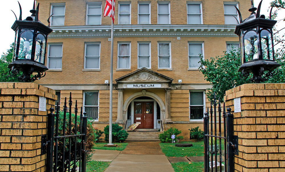 Marshall County Historical Museum