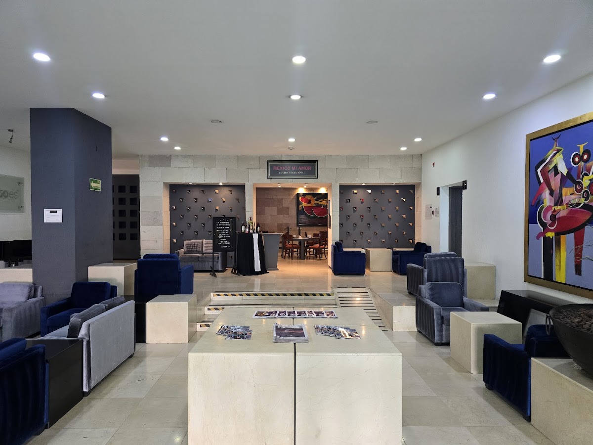 We Hotel Aeropuerto photo 2