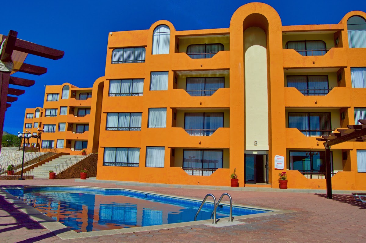 Sunrock Hotel & Suites Los Cabos