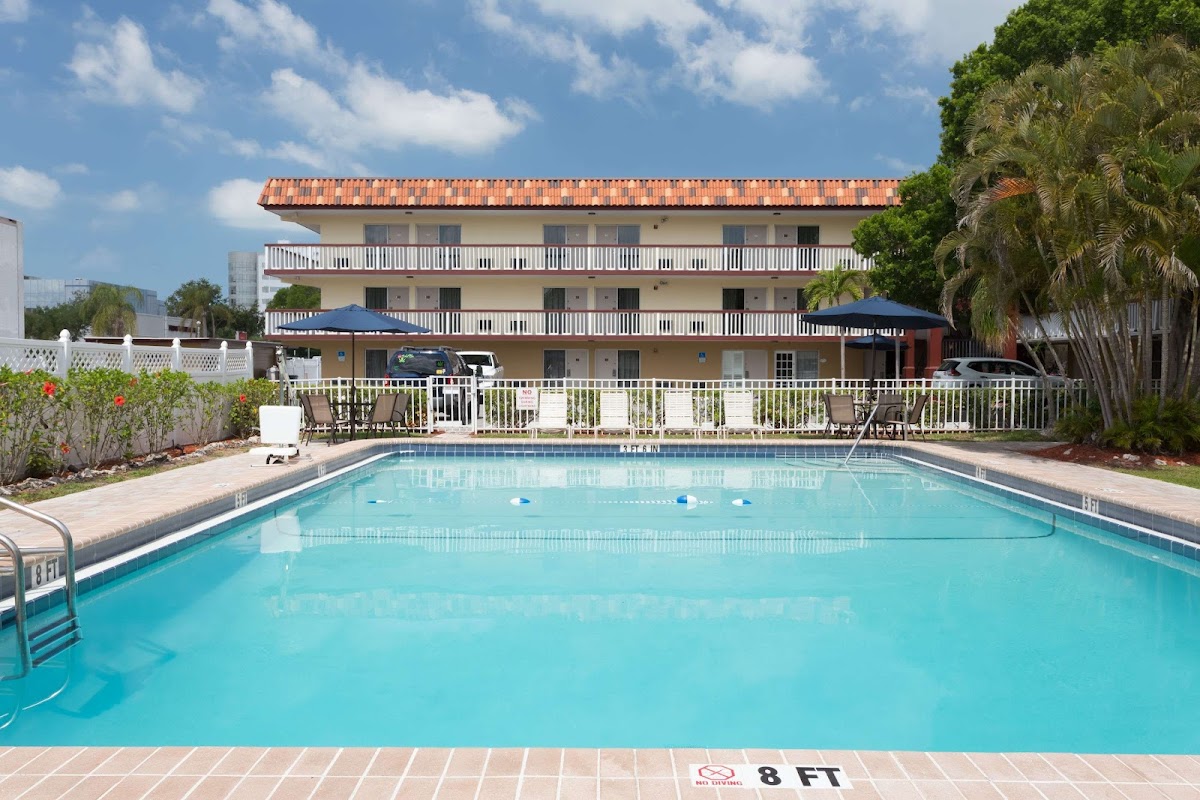Baymont by Wyndham Sarasota