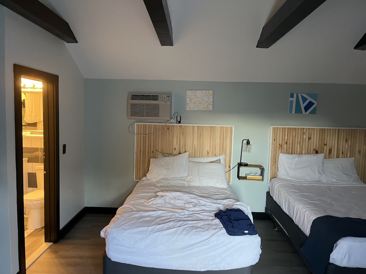 Harborside Suites photo 2