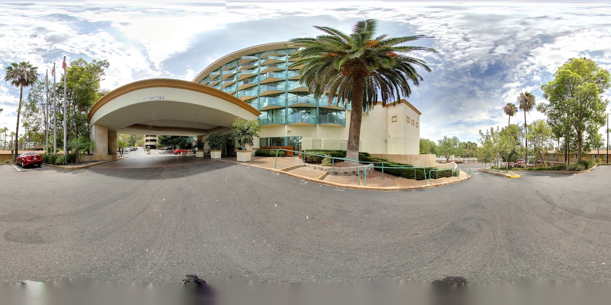 DoubleTree by Hilton Hotel San Diego - Hotel Circle photo 3