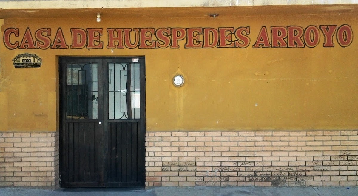 CASA DE HUESPEDES ARROYO