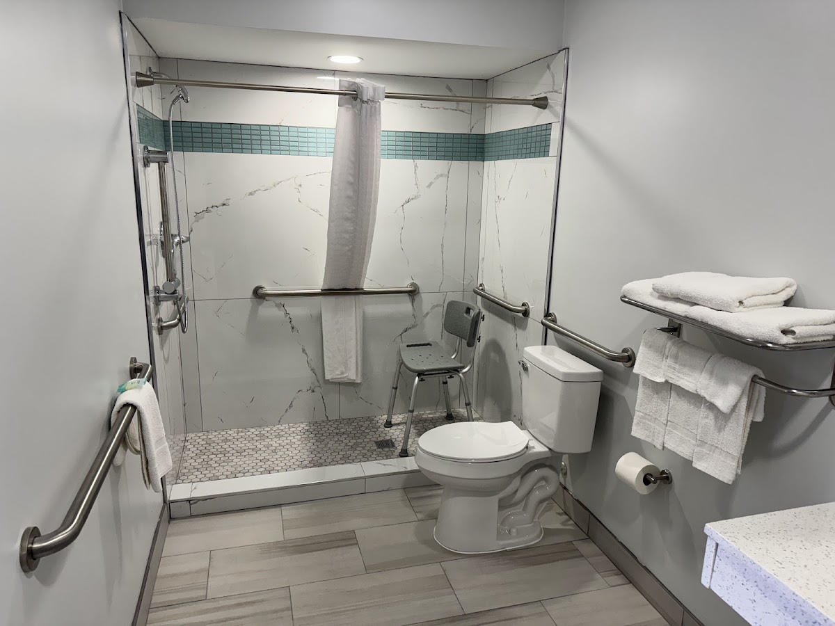 Continental Inn & Suites Nacogdoches TX /SFA University/Downtown photo 3