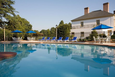 Williamsburg Lodge, Autograph Collection