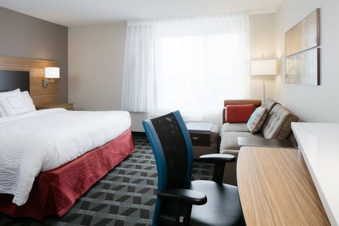 TownePlace Suites by Marriott Kansas City Airport photo 2